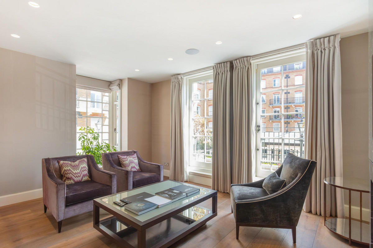 Reception room — Lindsay Square, Pimlico