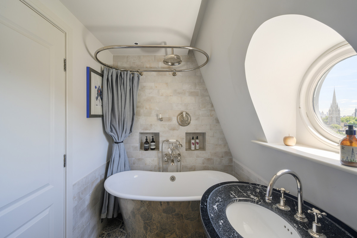 Bathroom — Observatory Gardens, Kensington