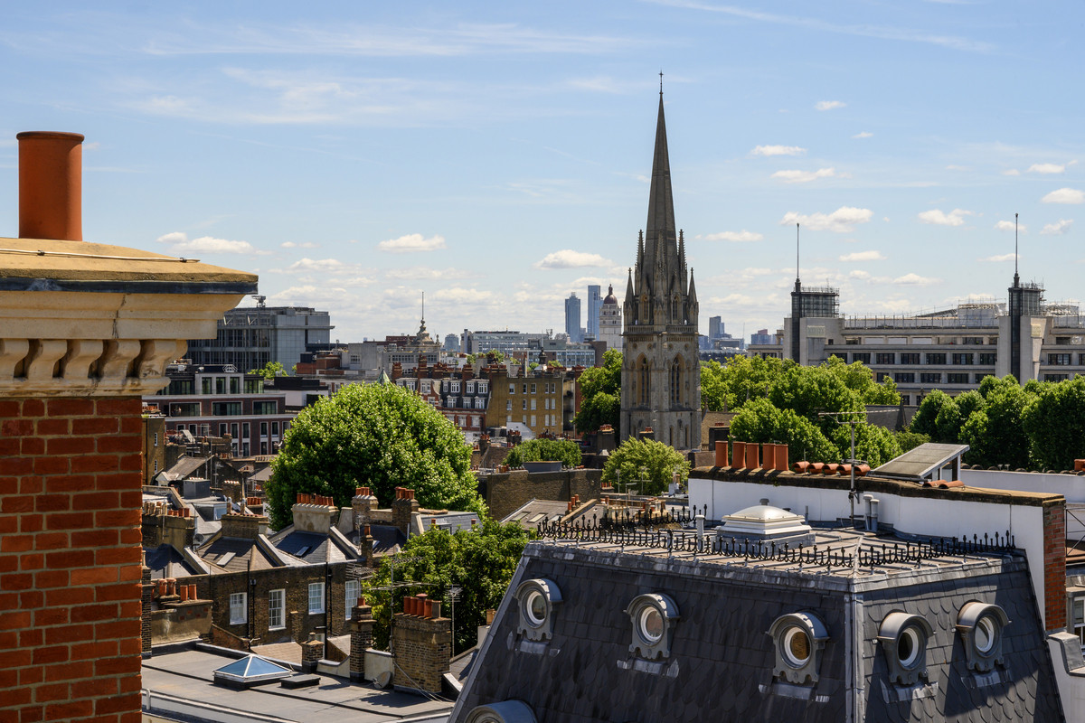 Kensington outlook — Observatory Gardens, Kensington