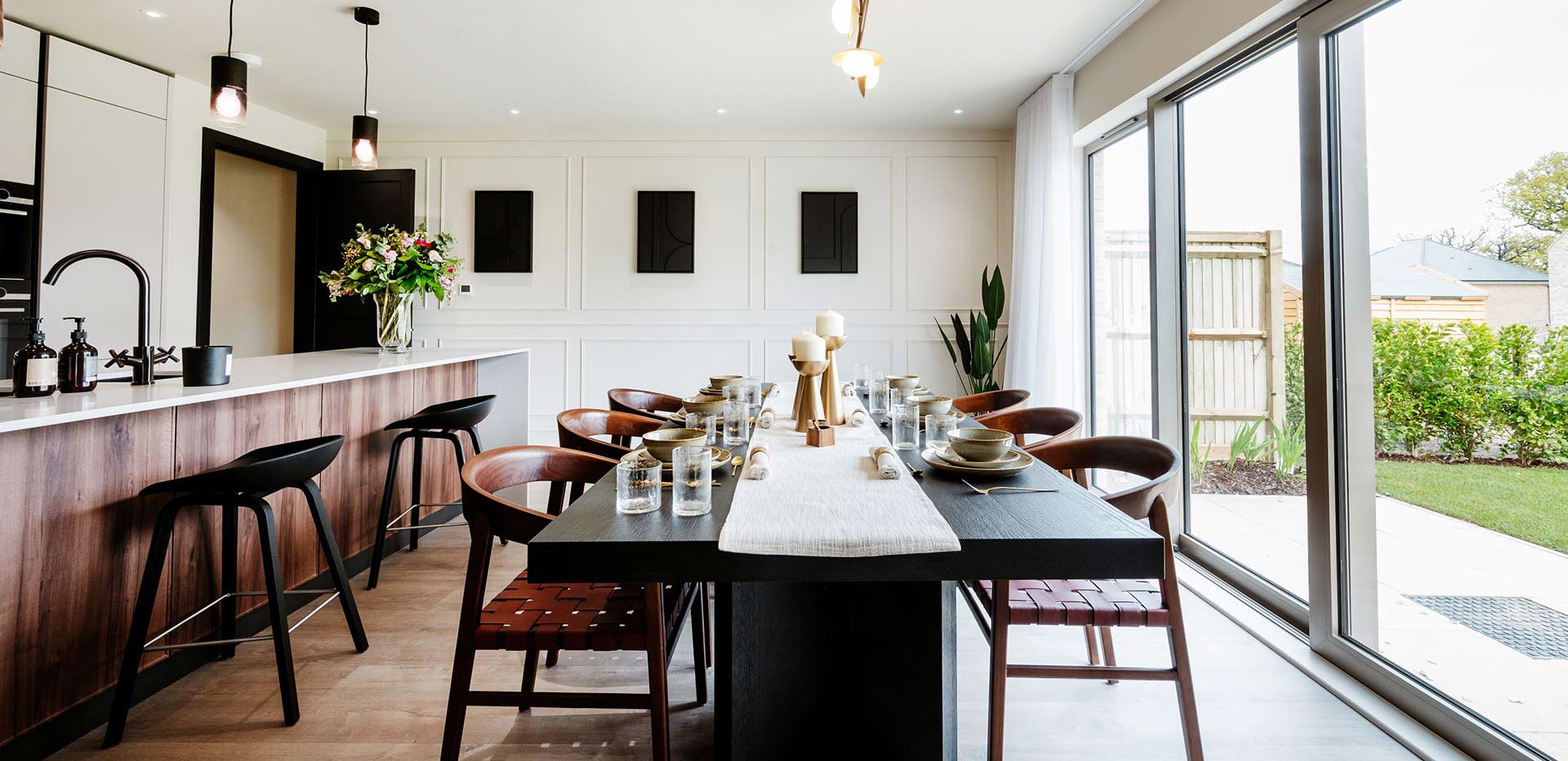 Trent Park — The Walled Gardens, Spacious dining area with full width glass doors to the garden