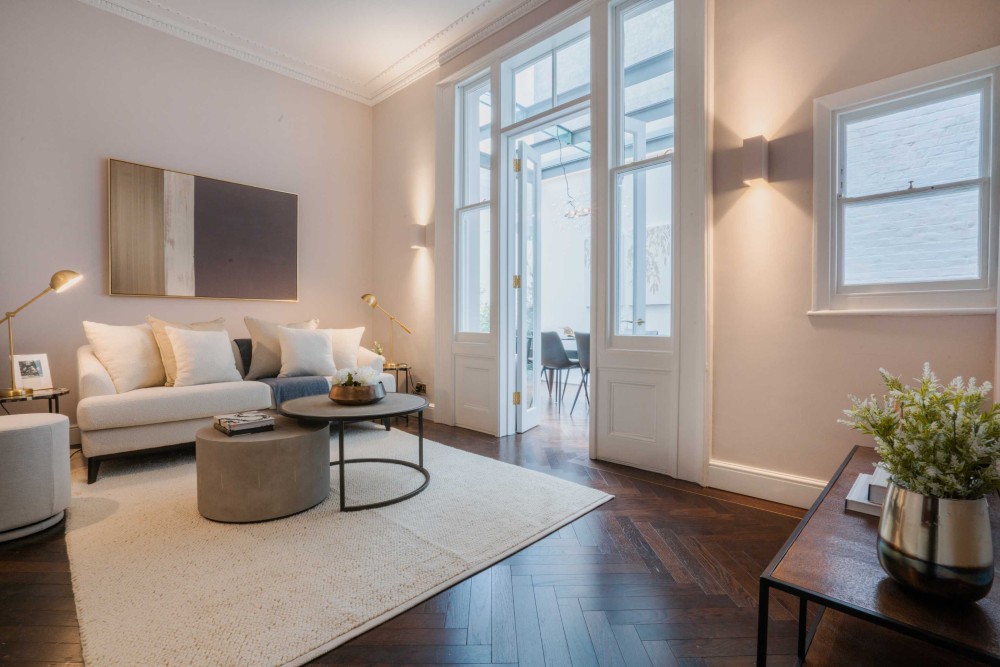 ennismore gardens reception