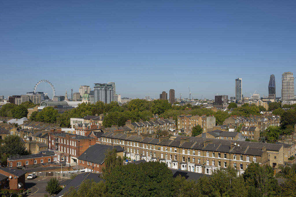 London skyline view — George Mathers Road, London SE11